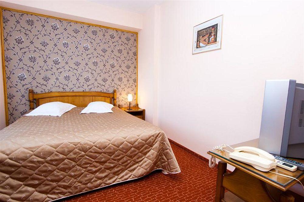 Hotel Onix Клуж-Напока Екстериор снимка