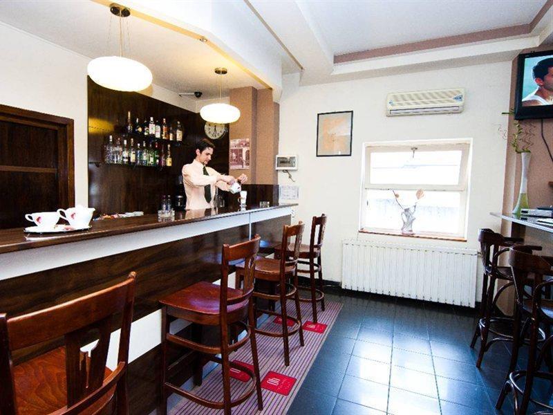 Hotel Onix Клуж-Напока Екстериор снимка