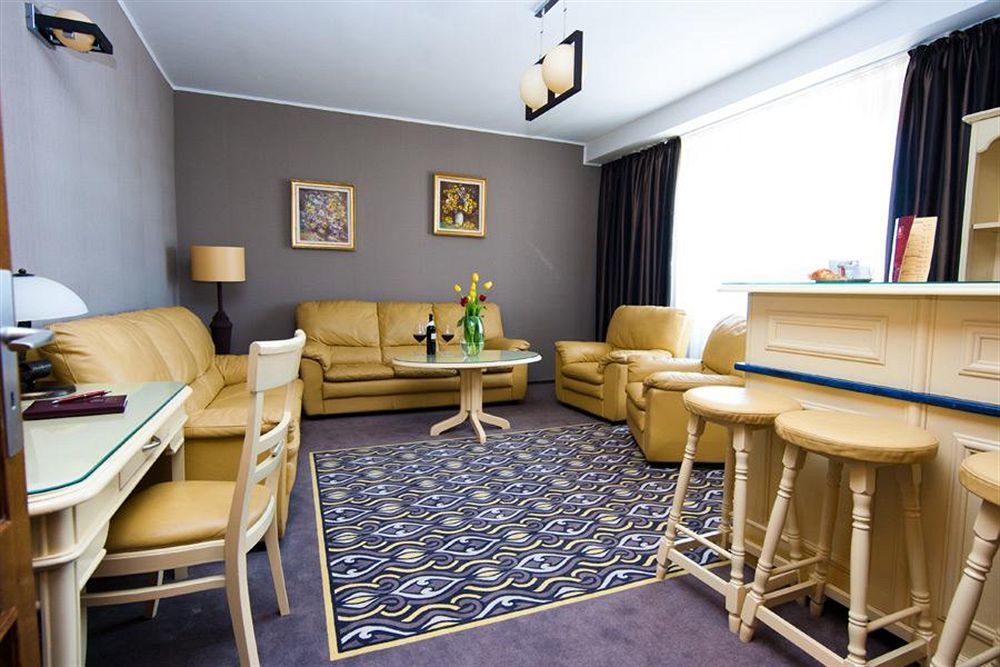 Hotel Onix Клуж-Напока Екстериор снимка