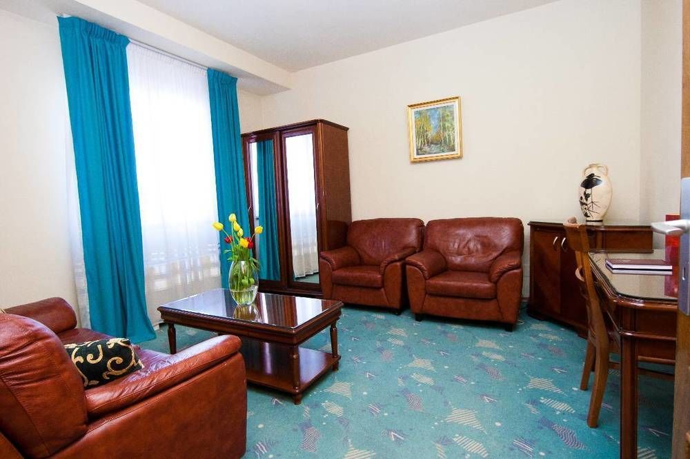 Hotel Onix Клуж-Напока Екстериор снимка
