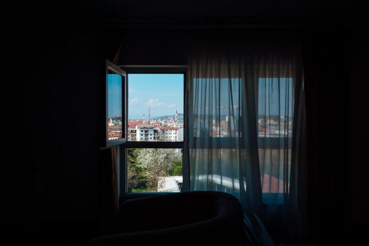 Hotel Onix Клуж-Напока Екстериор снимка