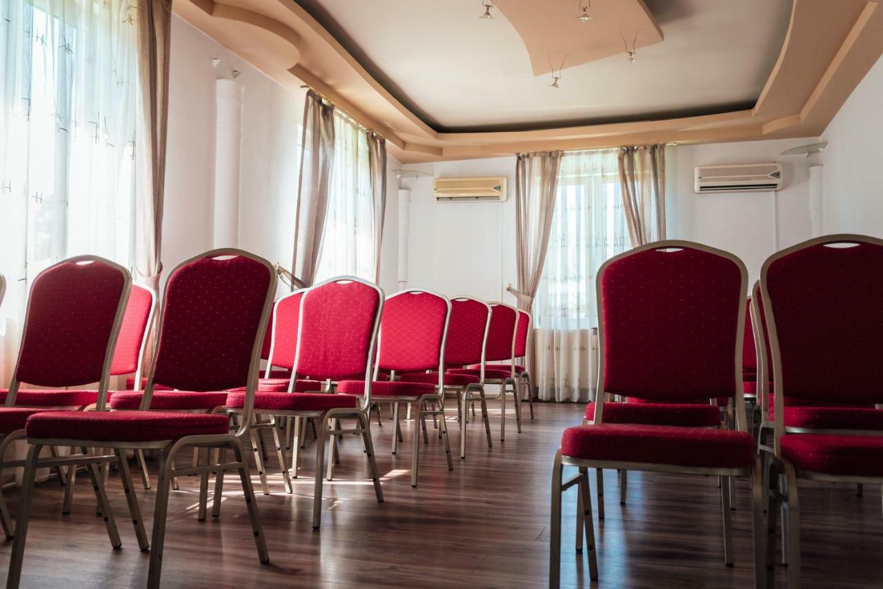 Hotel Onix Клуж-Напока Екстериор снимка
