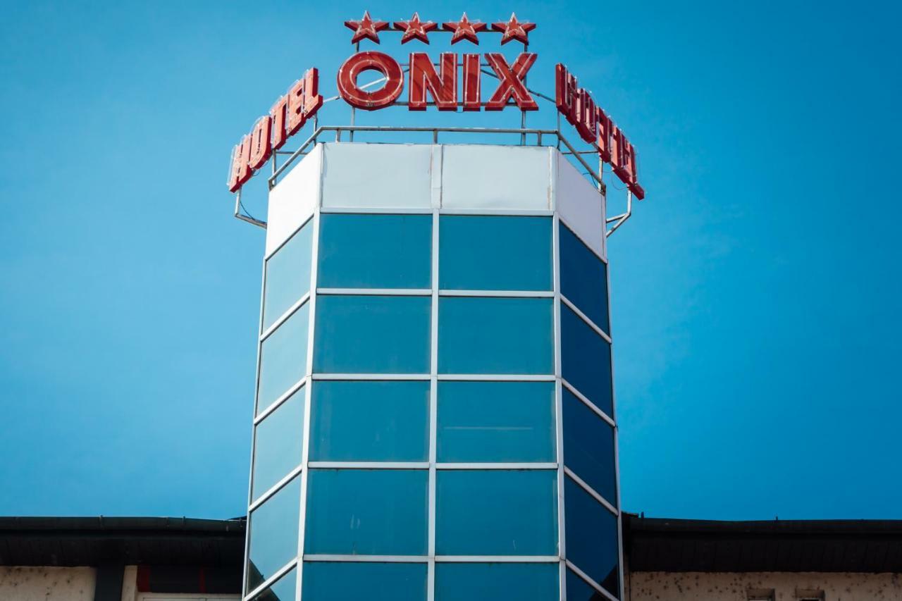 Hotel Onix Клуж-Напока Екстериор снимка